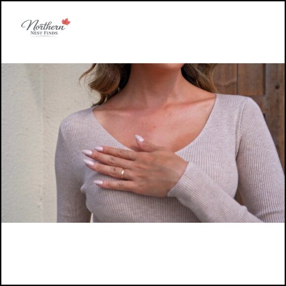 V-Neck Cropped Pullover Sweater Long Sleeve Lightweight Knit Top - Picture 5 of 6